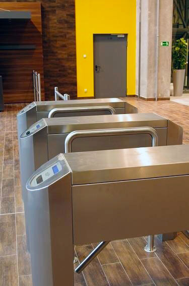 Трехштанговый тумбовый турникет-трипод Gotschlich Modul Tonda 3-Arm (6MTO3AEC) Трехштанговый тумбовый турникет-трипод Gotschlich Modul Tonda 3-Arm (6MTO3AEC)