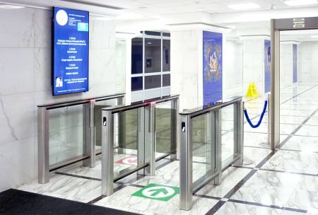 Турникет PERCo-ST-01 "Скоростной проход" с распашными створками PERCo-ATG-425 (ширина створки 425 мм)