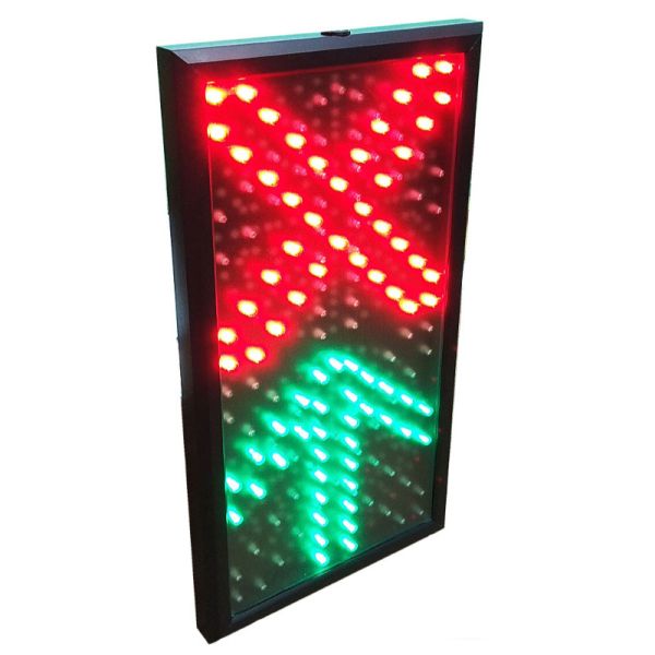 Светофор светодиодный двухсекционный Инфопаркинг ИС-Р3/24/2, 200 мм (красный крест, зелёная стрелка)