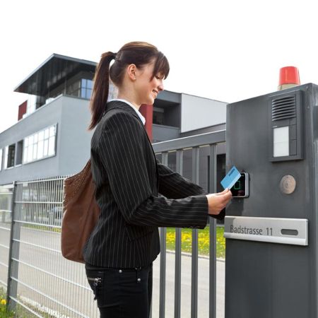 Считыватель-антенна dormakaba 9001-K5 (TP4) Считыватель-антенна dormakaba 9001-K5 (TP4)