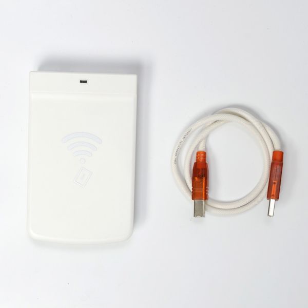 Настольный RFID считыватель UHF DR 101 USB