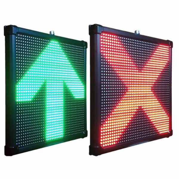 Светодиодный односекционный светофор Инфопаркинг ИС-Р3/2Q8/24 MATRIX (ИС-Р3/24 MATRIX), 320 мм
