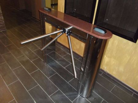 Турникет-трипод тумбовый Ростов-Дон ТТ10М1-Н из нержавеющей стали (без планок)