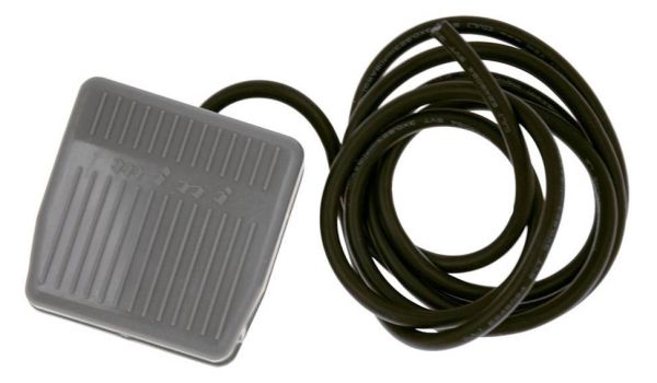 FS-2 (TFS-201), Кнопка-педаль 250V 10A