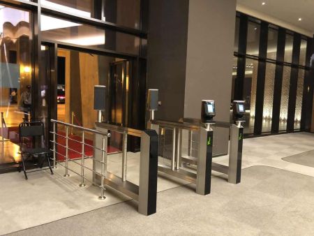 Распашной турникет Gotschlich Axioma DF VIP 1025H со сканером штрих-кода