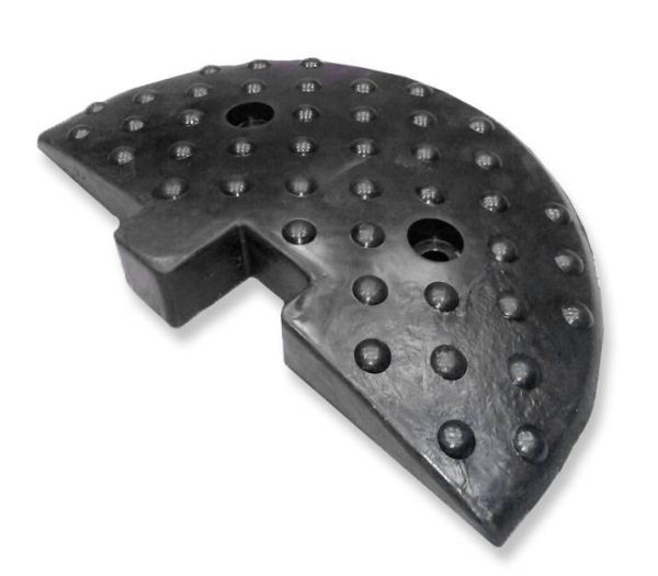 Искусственная дорожная неровность ИДН-300-2 (концевой элемент) Искусственная дорожная неровность ИДН-300-2 (концевой элемент)