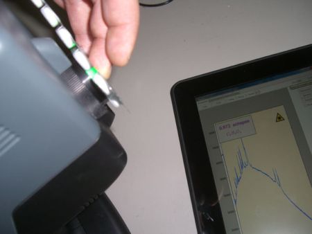 Портативный рамановский анализатор химических веществ и материалов ХимЭксперт
