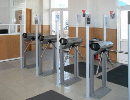 Электронная проходная PERCo-KT02.9 с активированным ПО PERCo-SS01