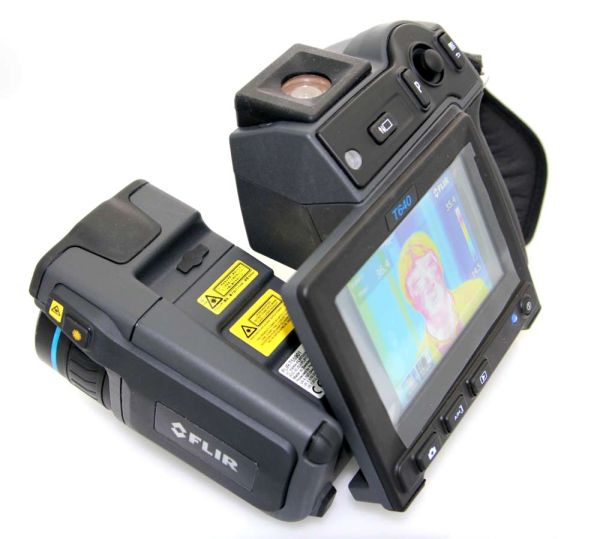 Тепловизор Flir T640 (13мм) Тепловизор Flir T640 (13мм)