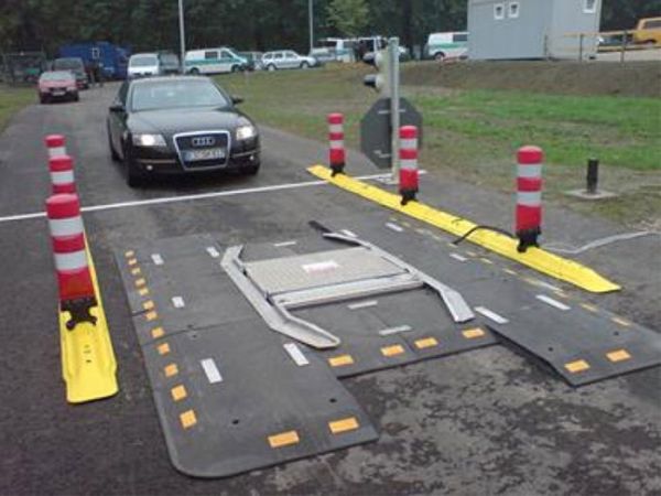 Система досмотра днища автомобилей SecuScan Color