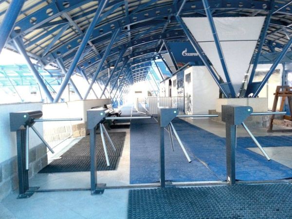 Турникет-трипод Ростов-Дон РД Т9М1 STEP2 из окрашенной стали с контроллером ЭРА-2000 (без планок)