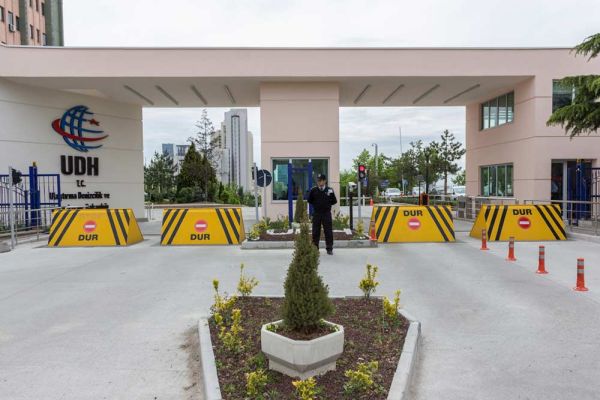 Блокиратор дорожный гидравлический RB 900 (RB-10F90), длина 1000 мм