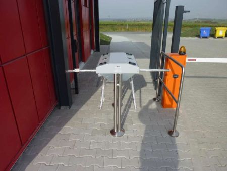 Двухпроходный двухштанговый турникет Gotschlich Dolomit Tandem 2-Arm (6DOT2ADB)