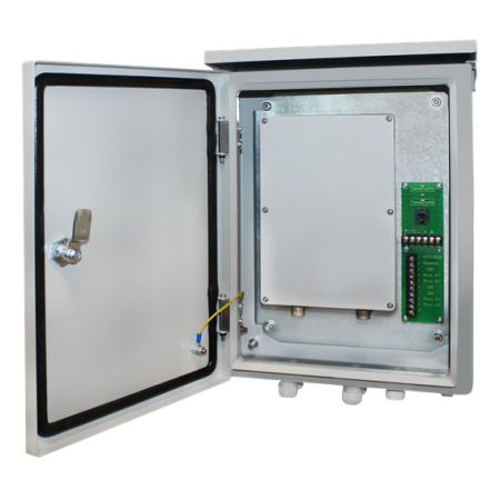 Периметровое радиоволновое средство обнаружения Трезор-R 02, двухканальный