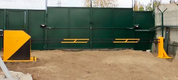 Противотаранный шлагбаум ПШВ-СБ (Л) 4000 вертикальный, электромеханический, 3,5 тонны