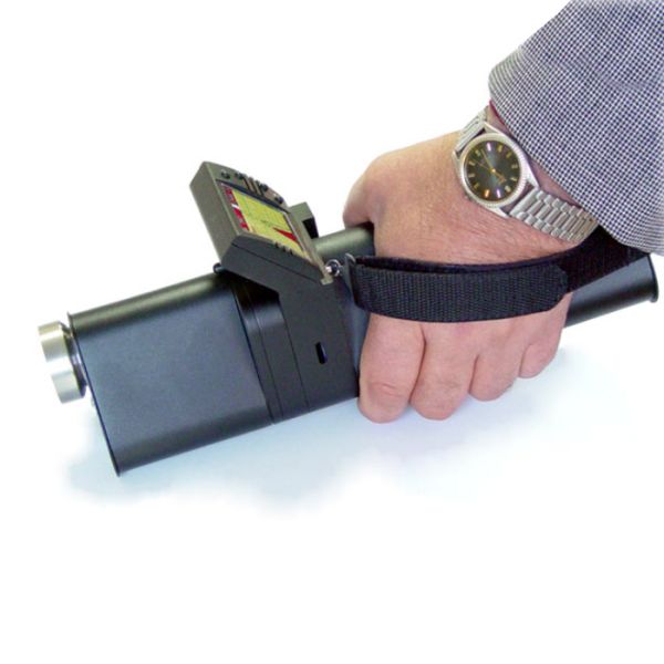 Детектор следов взрывчатых веществ на документах МО-2М