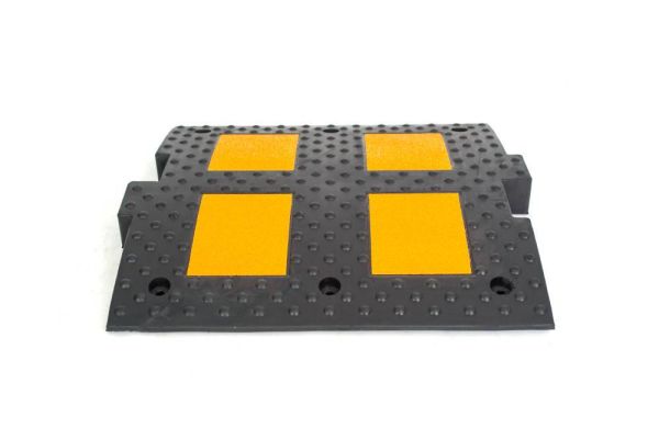 Искусственная дорожная неровность ИДН-500-1 армированная (центральный элемент) Искусственная дорожная неровность ИДН-500-1 армированная (центральный элемент)