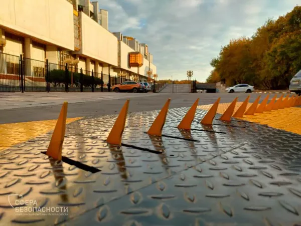 Препятствие противотаранное ППШ-СБ 4500 шипованное, электромеханическое