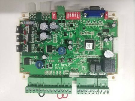 Шлагбаум автоматический ZKTeco ProBG3060R, длина стрелы 6 м, правый