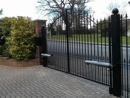 Комплект автоматики для двухстворчатых распашных ворот Came AXO4 Start Combo Classico