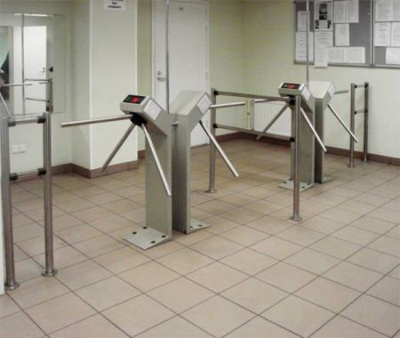 Турникет-трипод PERCo-TTR-04СW уличный из окрашенной стали (с планками)