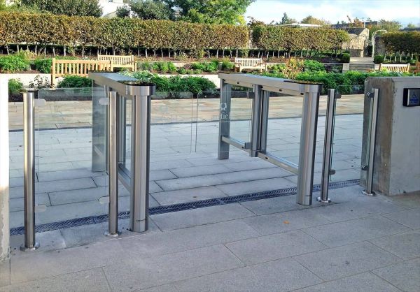 Боковой модуль распашного турникета Cominfo EasyGate SG 1000-S-1W