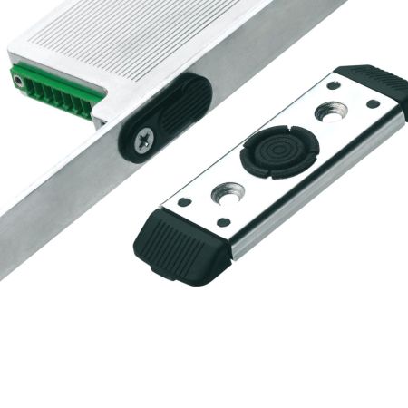 Электромеханический многоточечный замок dormakaba M-SVP 2200 антипаника, для дверей из стального или алюминиевого профиля