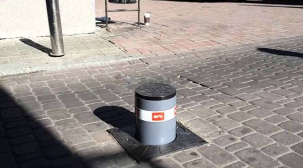 Электромеханический боллард BFT EASY RUS 220/500-6 с подсветкой