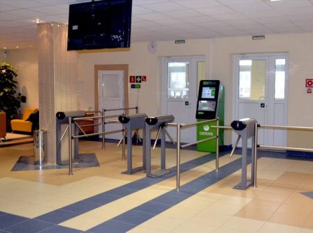 Электронная проходная PERCo-KT02.9 с ПО PERCo-WS и модулем WM01 с планками Антипаника