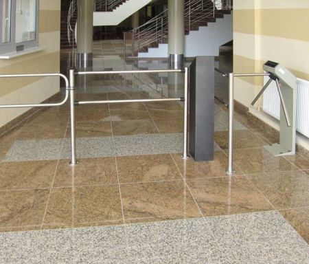 Турникет-трипод PERCo-TTR-04.1R из окрашенной стали, светло-бежевый (с планками Антипаника)