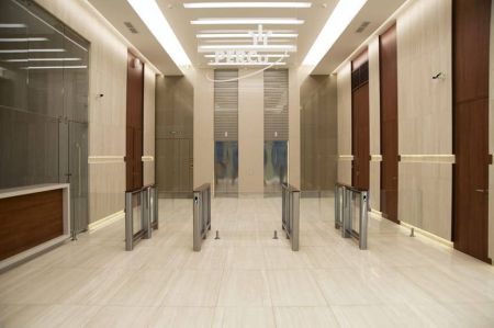 Турникет PERCo-ST-01 "Скоростной проход" с распашными створками увеличенной высоты PERCo-ATG-300H (ширина створки 300 мм, высота 1300 мм)