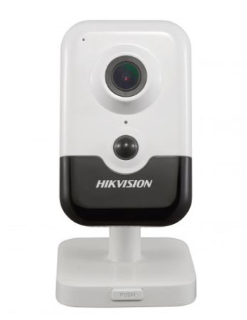 Компактная IP-видеокамера 3Мп HikVision DS-2CD2435FWD-I (2.8 мм) с ИК-подсветкой до 10 м