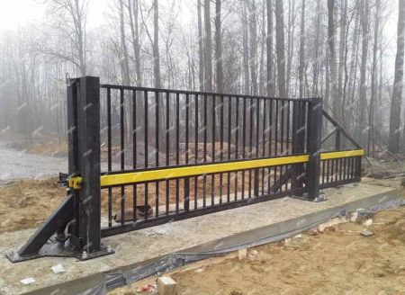 Противотаранные откатные ворота AR-GO Ферум ПВ О 4500М.4С, высота 2500 м Противотаранные откатные ворота AR-GO Ферум ПВ О 4500М.4С, высота 2500 м